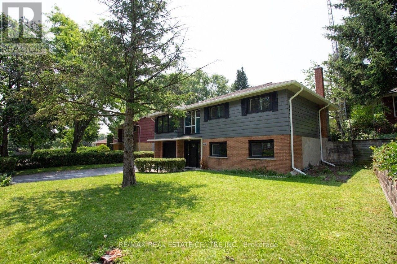 391 TAMARACK DRIVE - 16