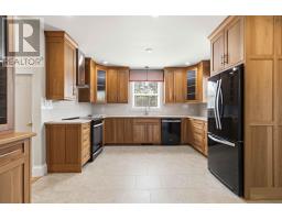 Dining nook - 19 Bayers Mill Road, Musquodoboit Harbour, NS B0J2L0 Photo 7