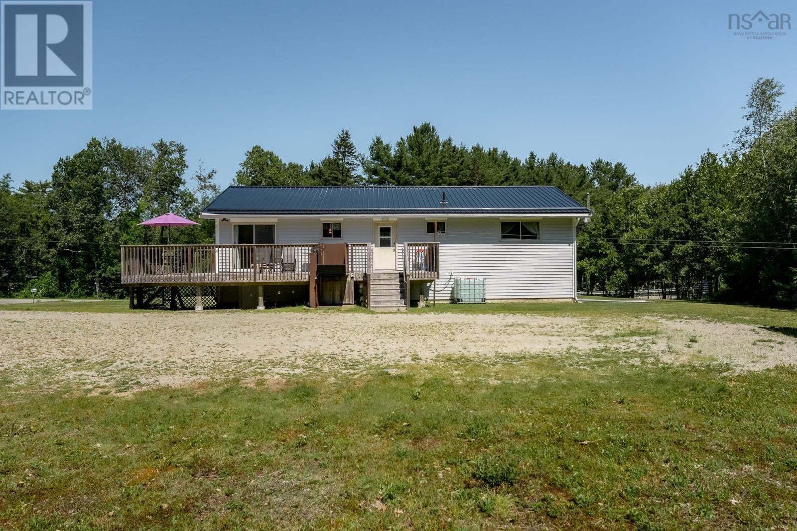 Property 37 of 43 of 128 Middle River Road
