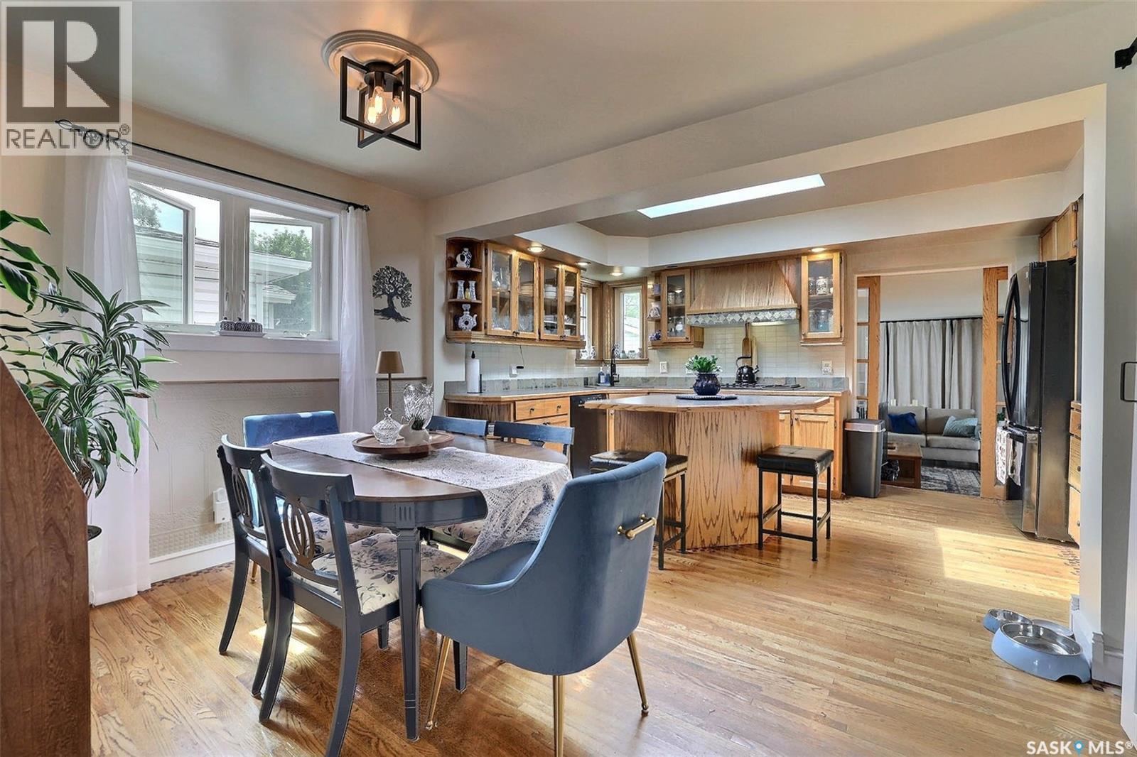 924 Campbell STREET - 5