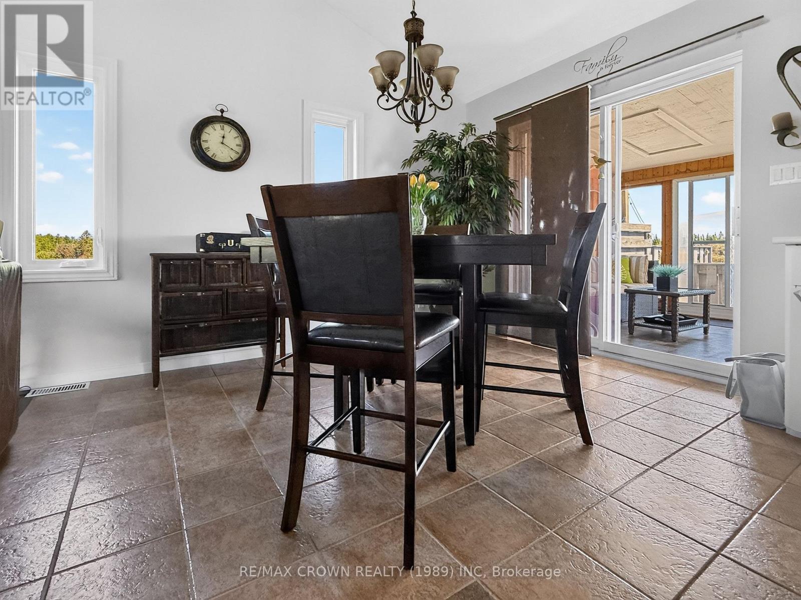 53 CLOUTIER ROAD N - 21