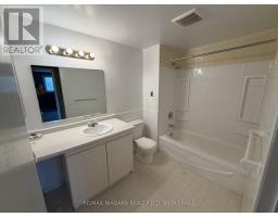 4 - 21 Woodlawn Road, Welland, ON L3C5Y7 Photo 9