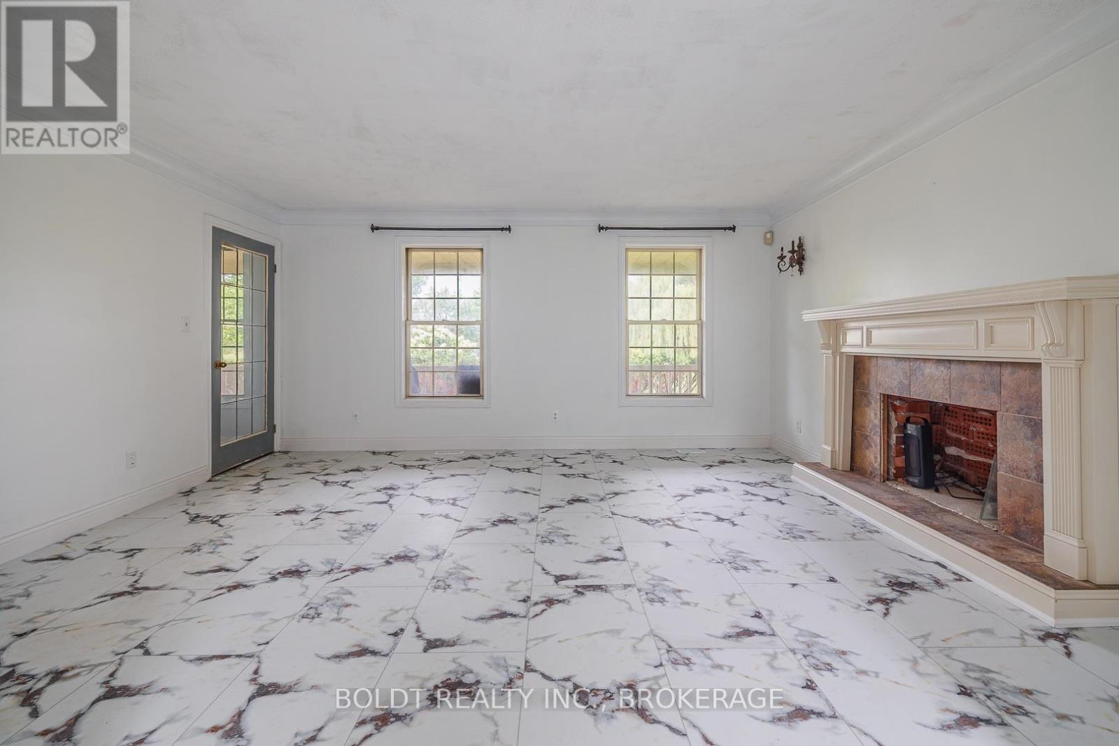 259 FARR STREET - Image 10