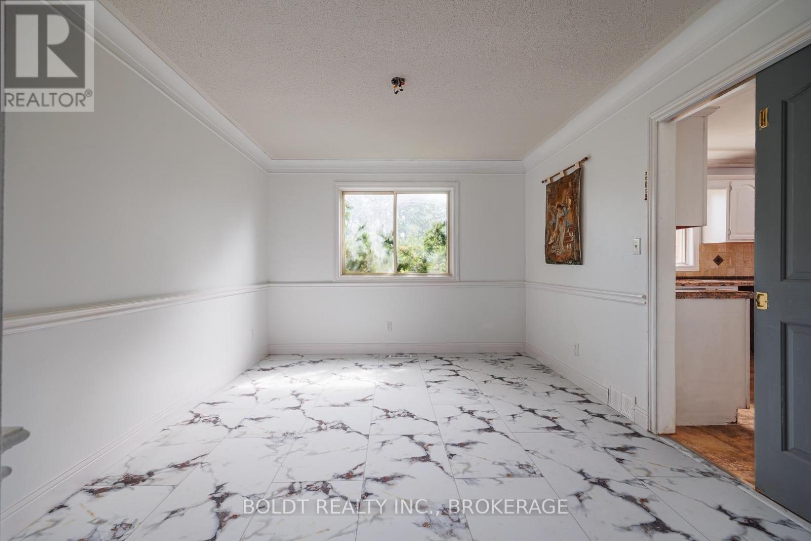 259 FARR STREET - Image 13