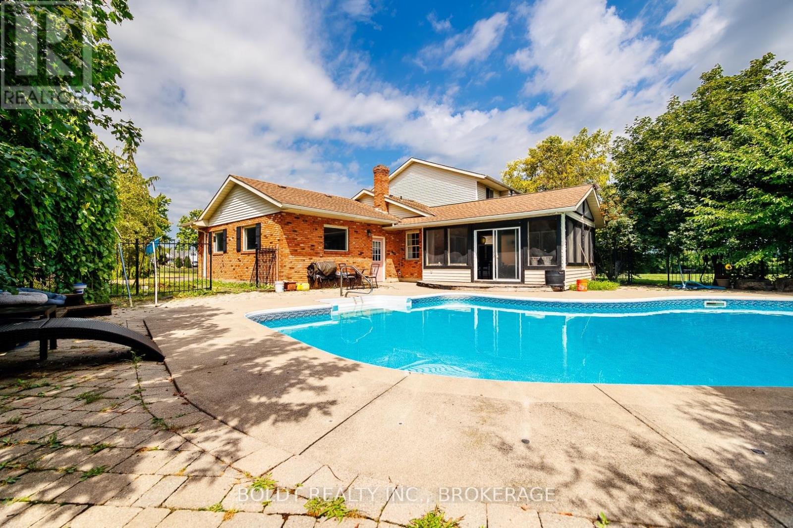 259 FARR STREET - Image 22