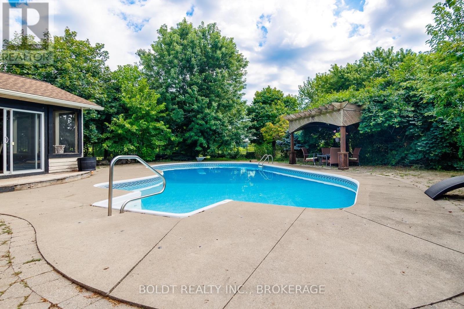 259 FARR STREET - Image 23