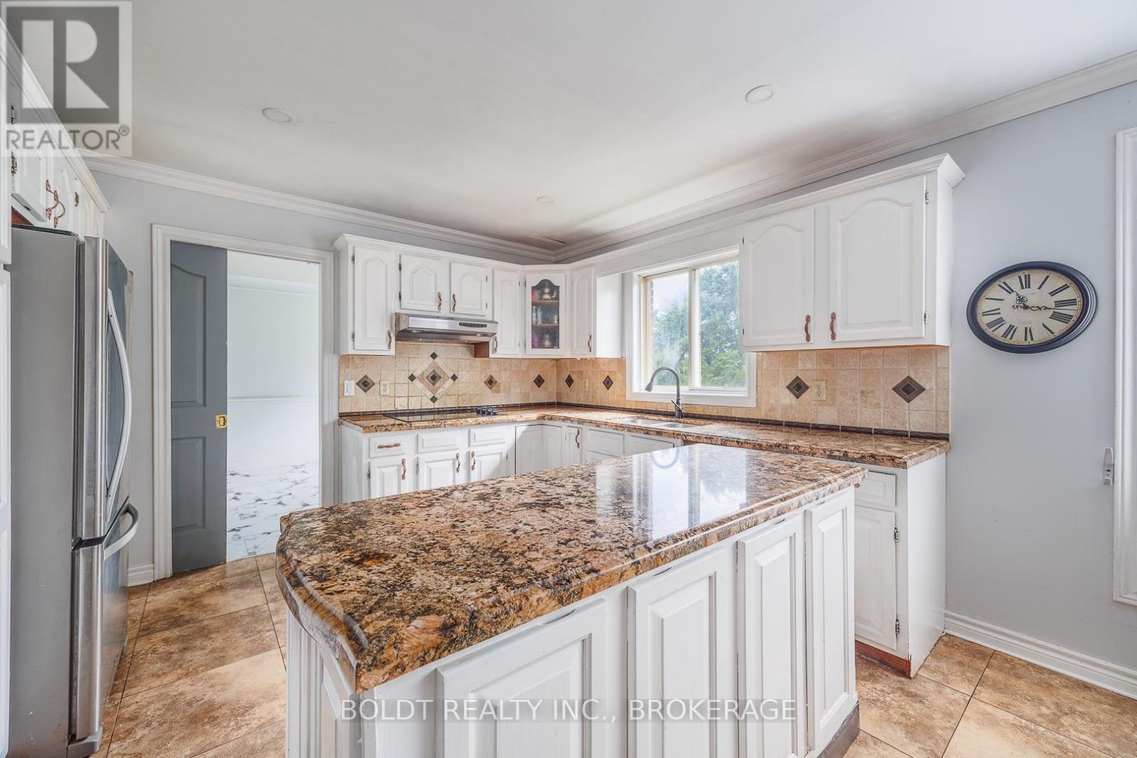 259 FARR STREET - Image 4