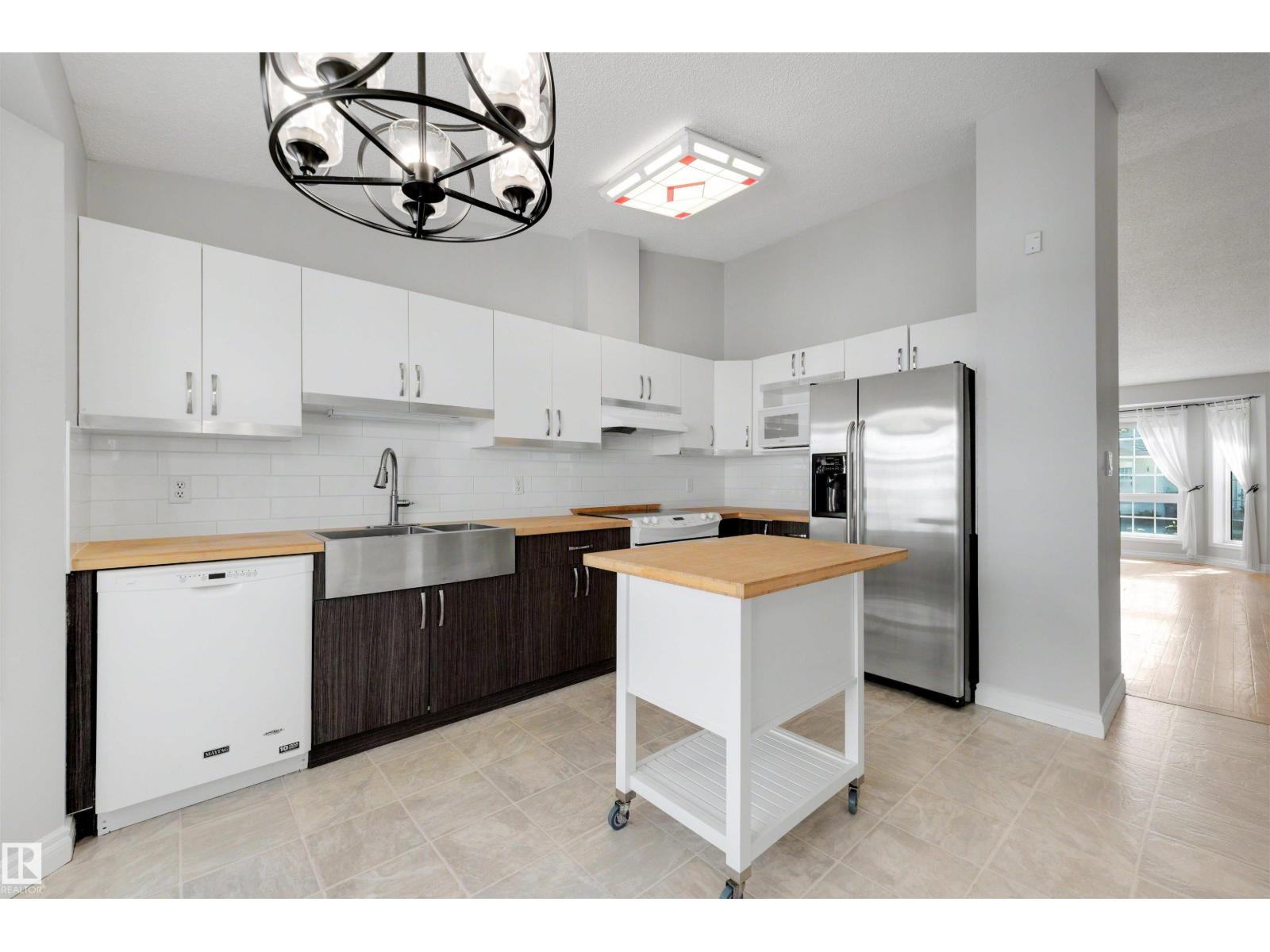 #43 3311 58 ST NW - Image 13
