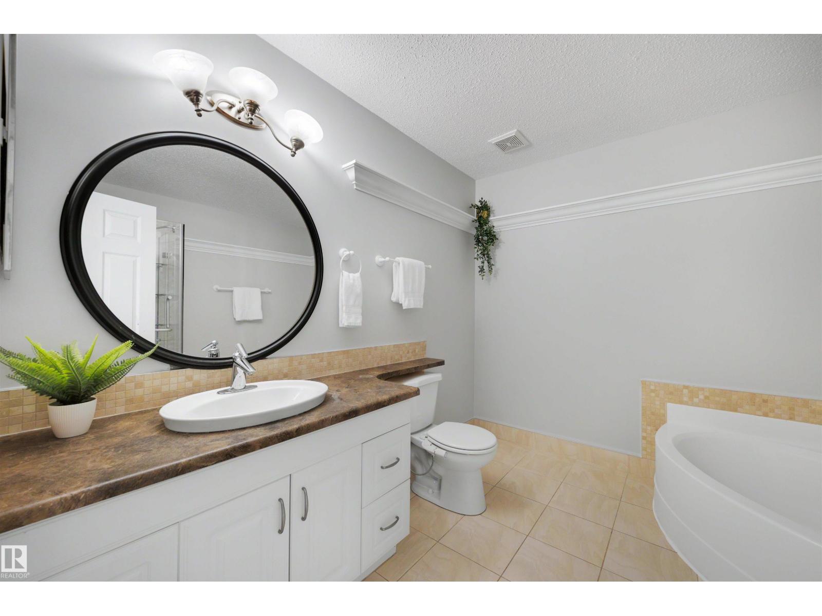 #43 3311 58 ST NW - Image 20