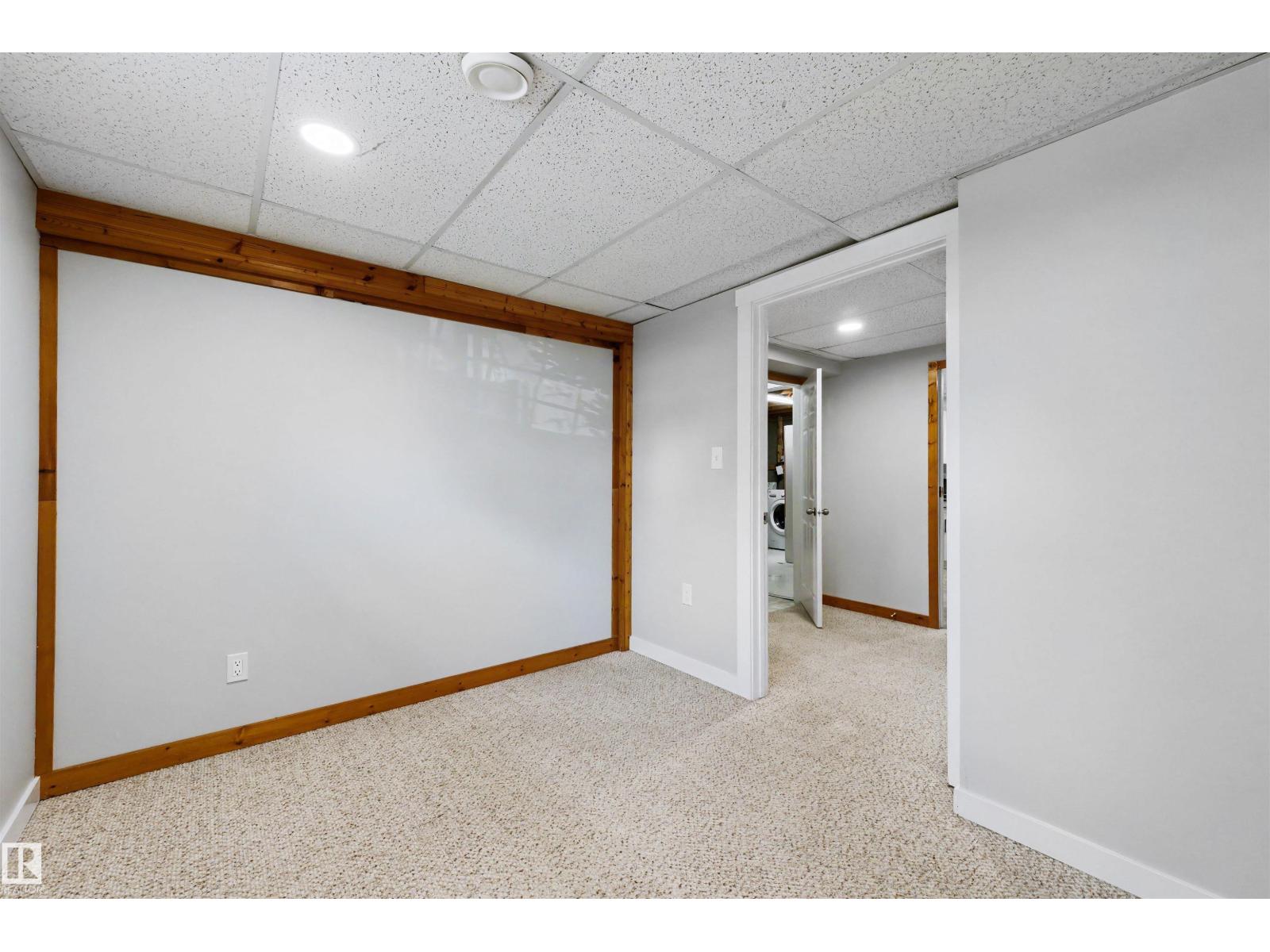 #43 3311 58 ST NW - Image 30