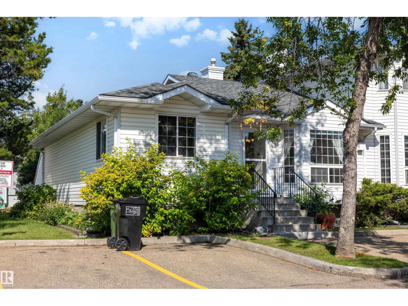 #43 3311 58 ST NW - 46