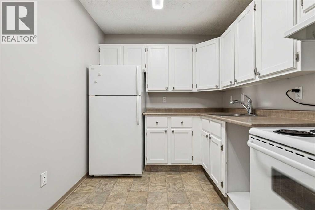 315 Southampton Drive Southwest - Photo 10
