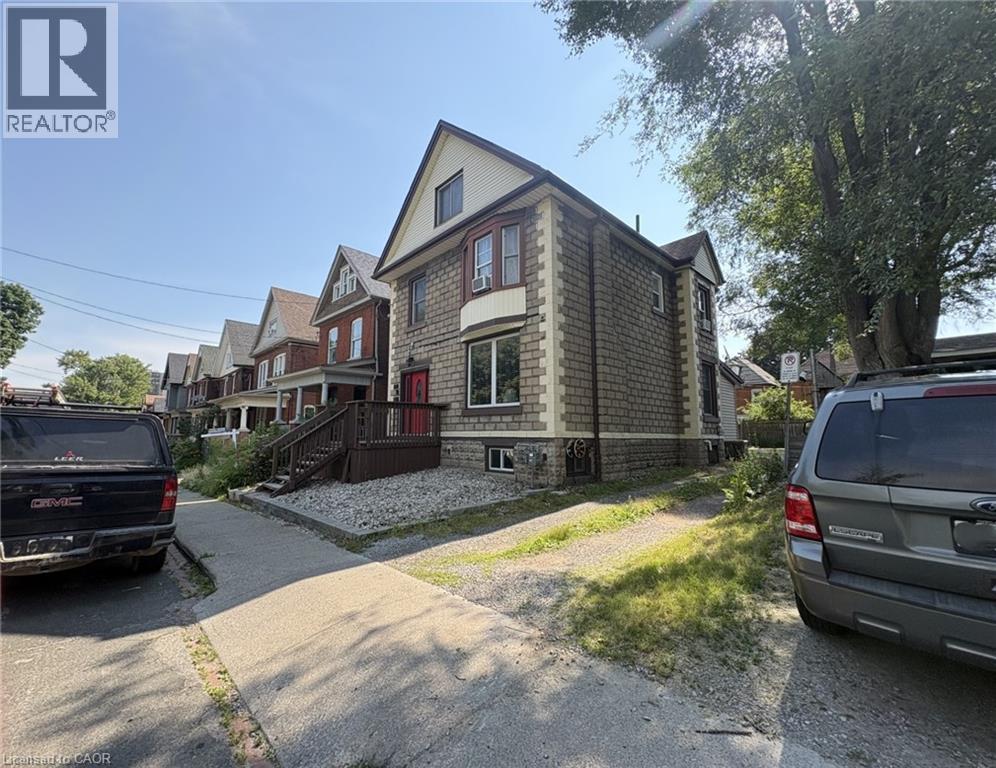 49 MYRTLE Avenue - 24