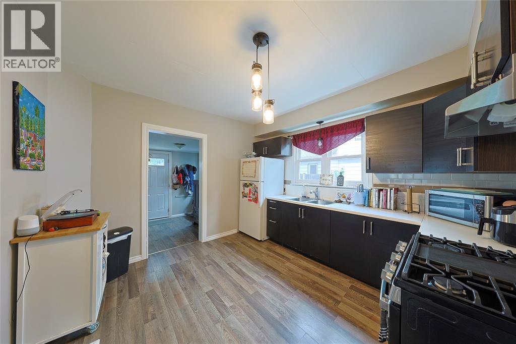 414 DAVIS STREET, Sarnia — photo 3