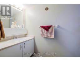 Bedroom 3 - 811 - 25 Sunrise Avenue S, Toronto, ON M4A2S2 Photo 6