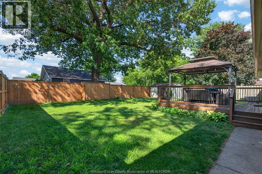 520 FRONT ROAD - 26