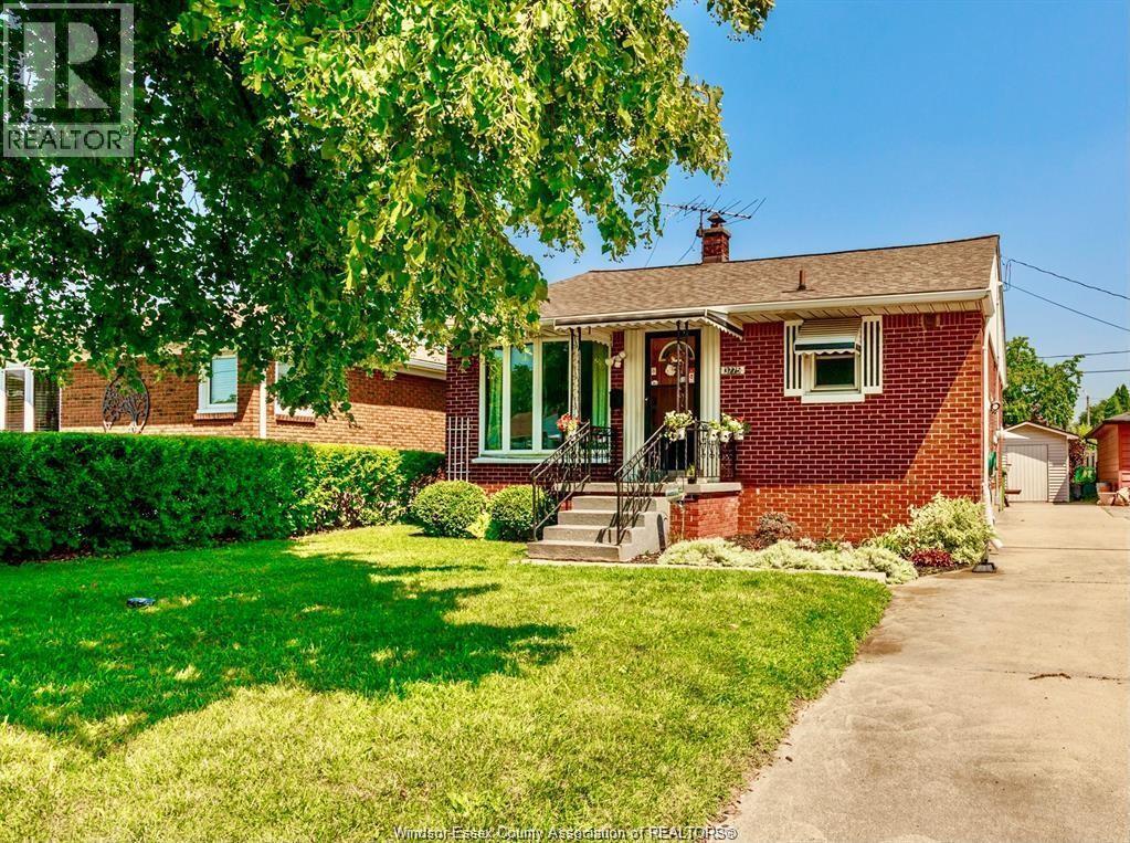 3775 MYRTLE - 1