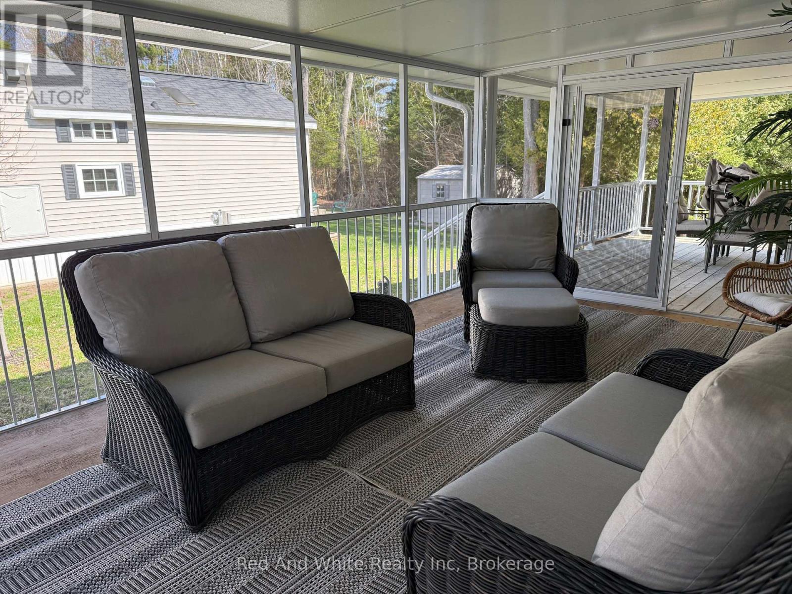 103 MADAWASKA TRAIL, Wasaga Beach — photo 2
