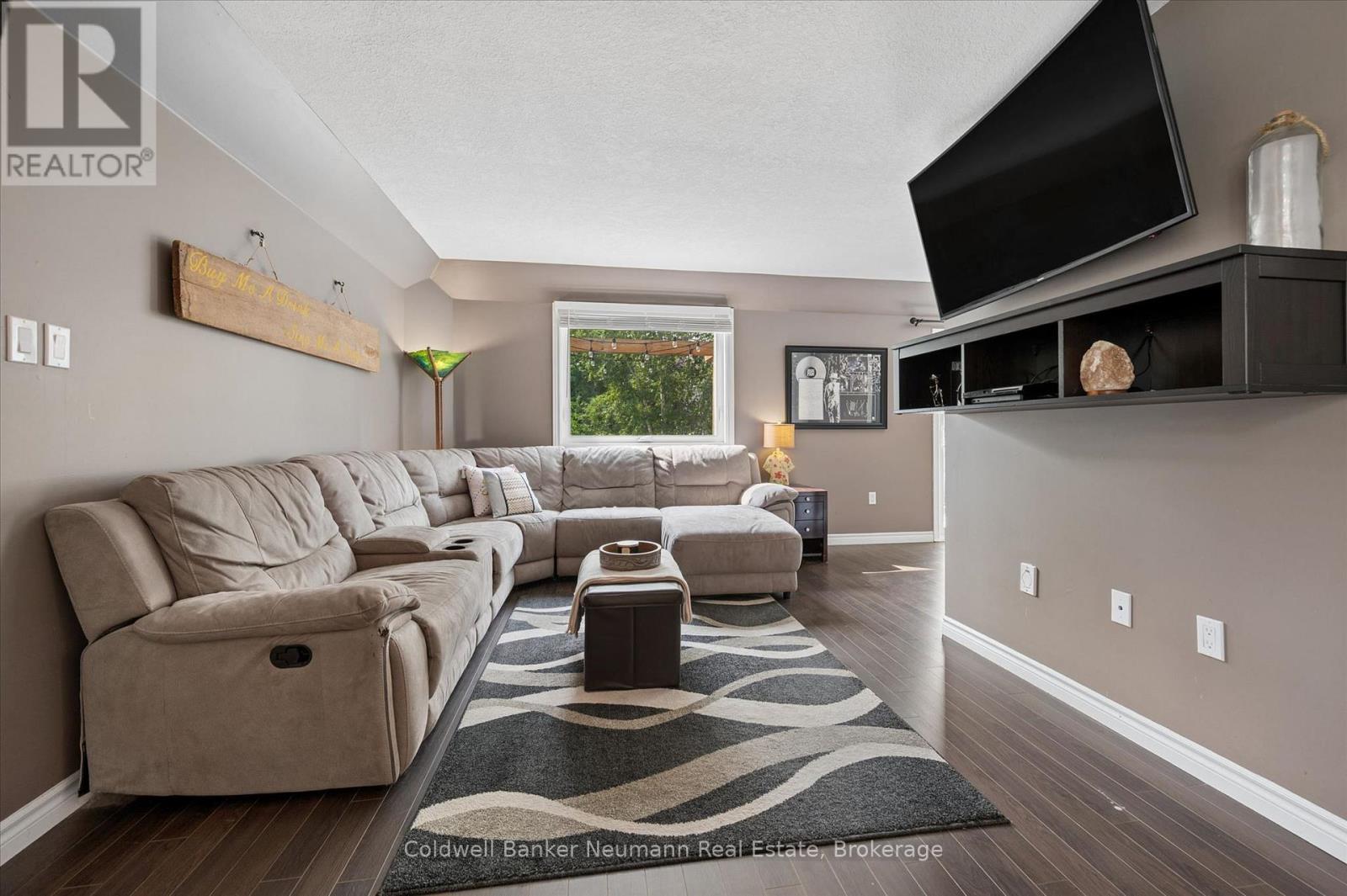 81 CANDLEWOOD DRIVE - Image 34