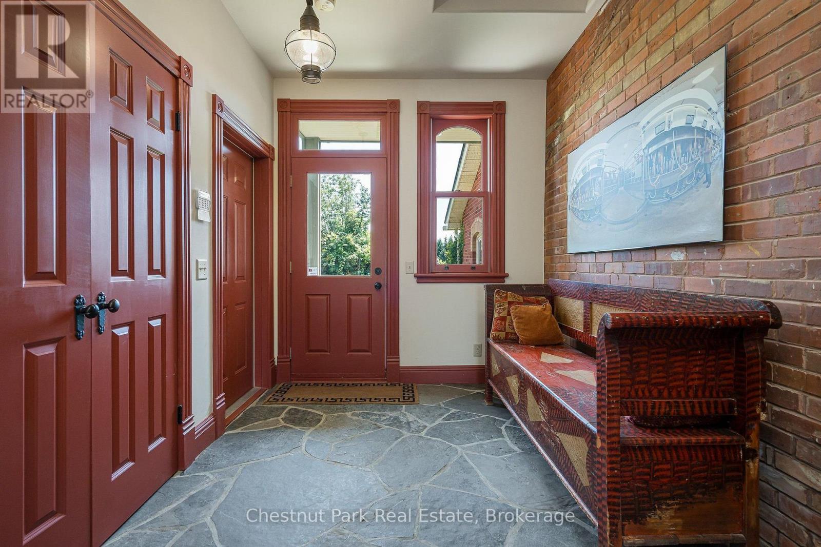 678541 CENTRE ROAD - Image 6