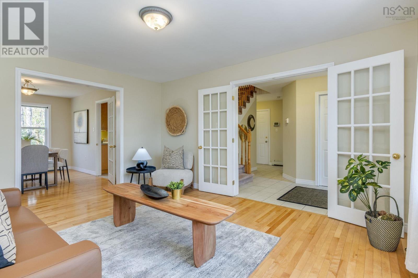 255 Sandwick Drive - 8