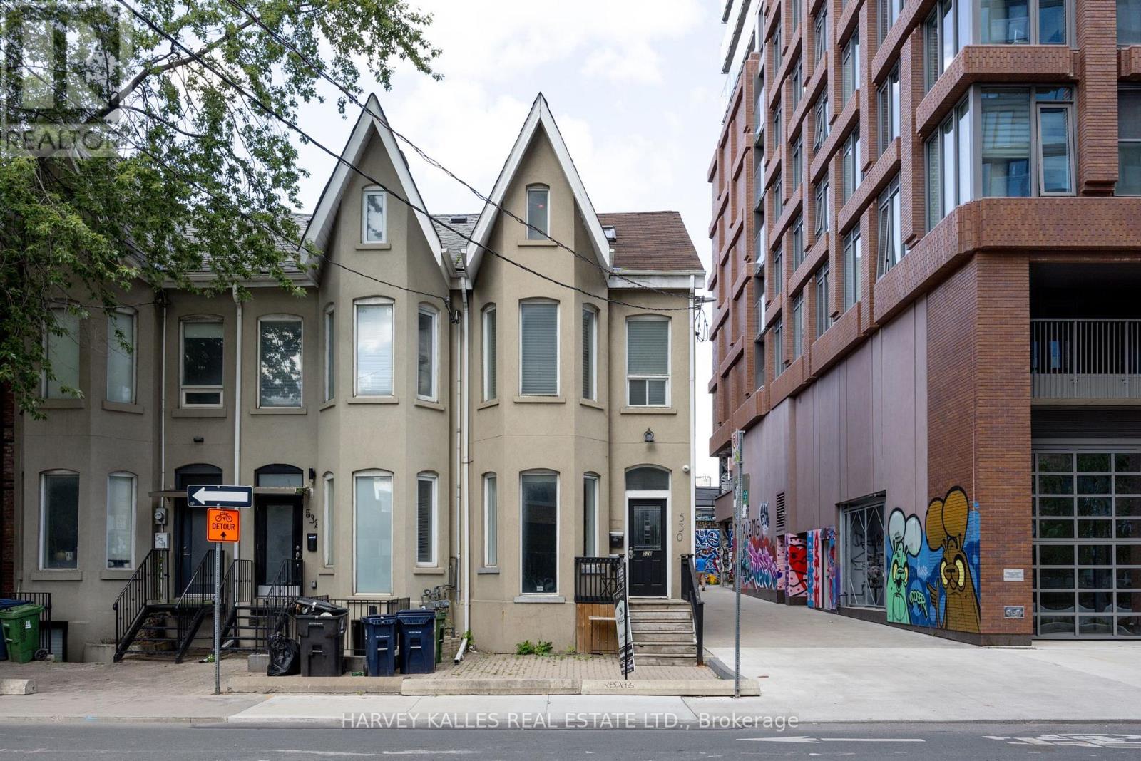 530 RICHMOND STREET W - 1