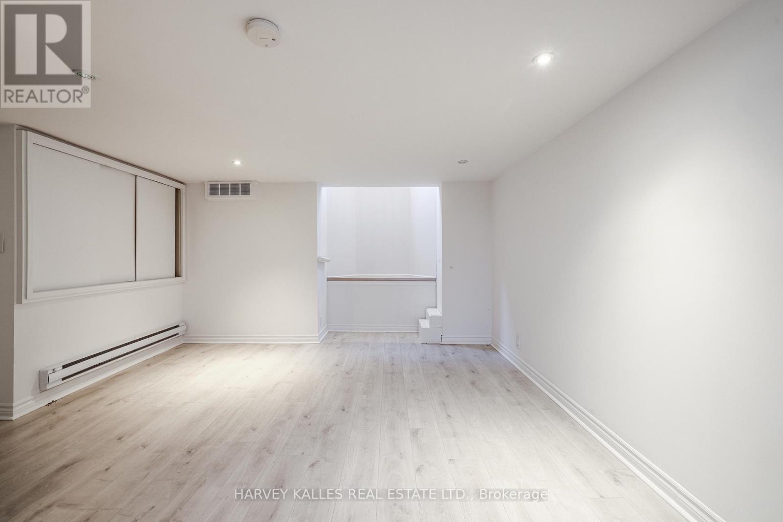 530 RICHMOND STREET W - 29