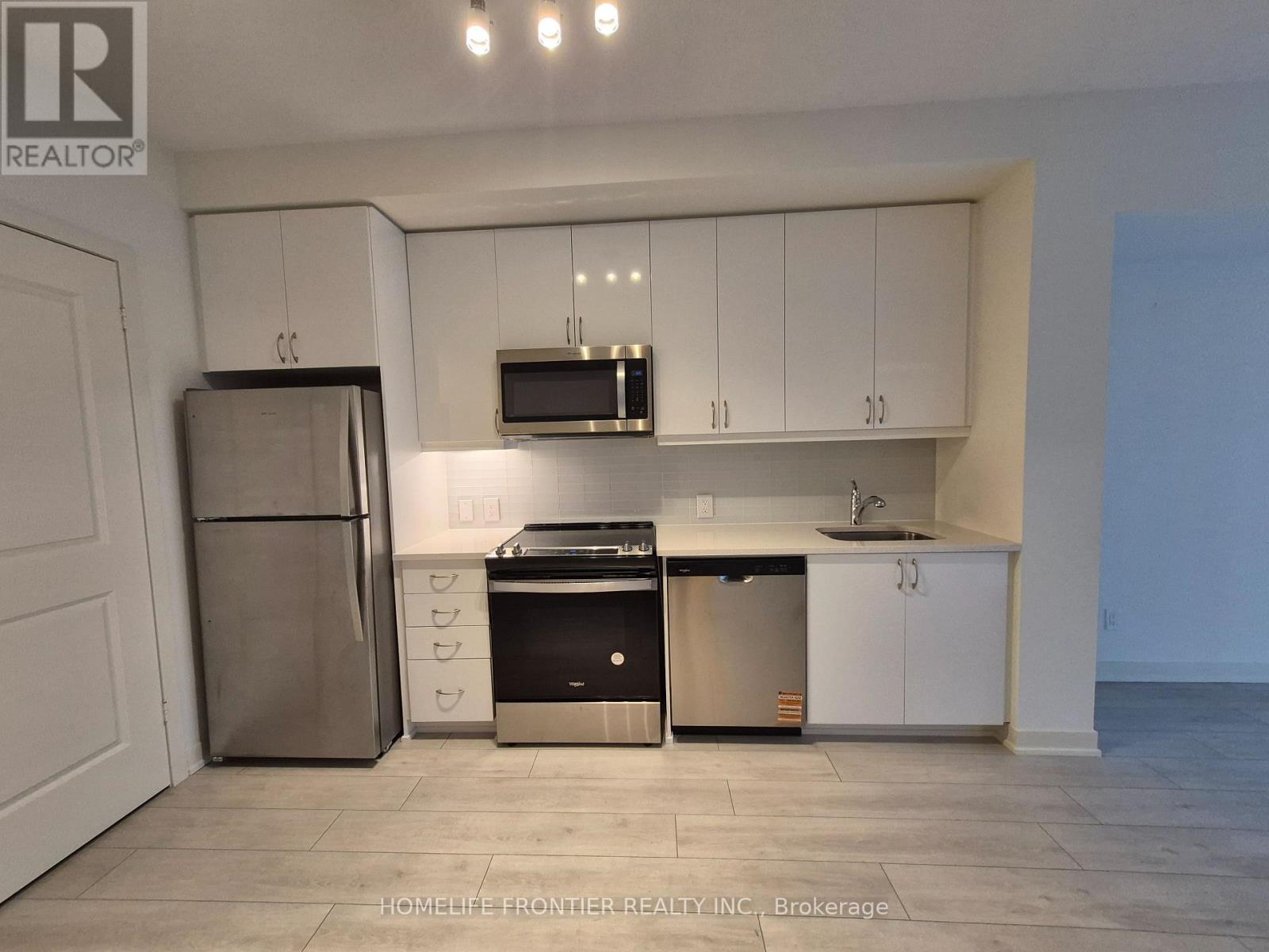 #1915 4955 YONGE STREET - 4