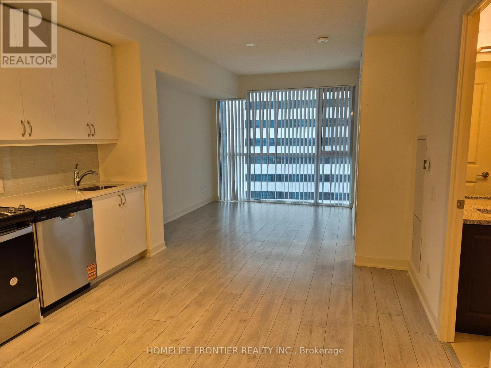 #1915 4955 YONGE STREET - 8