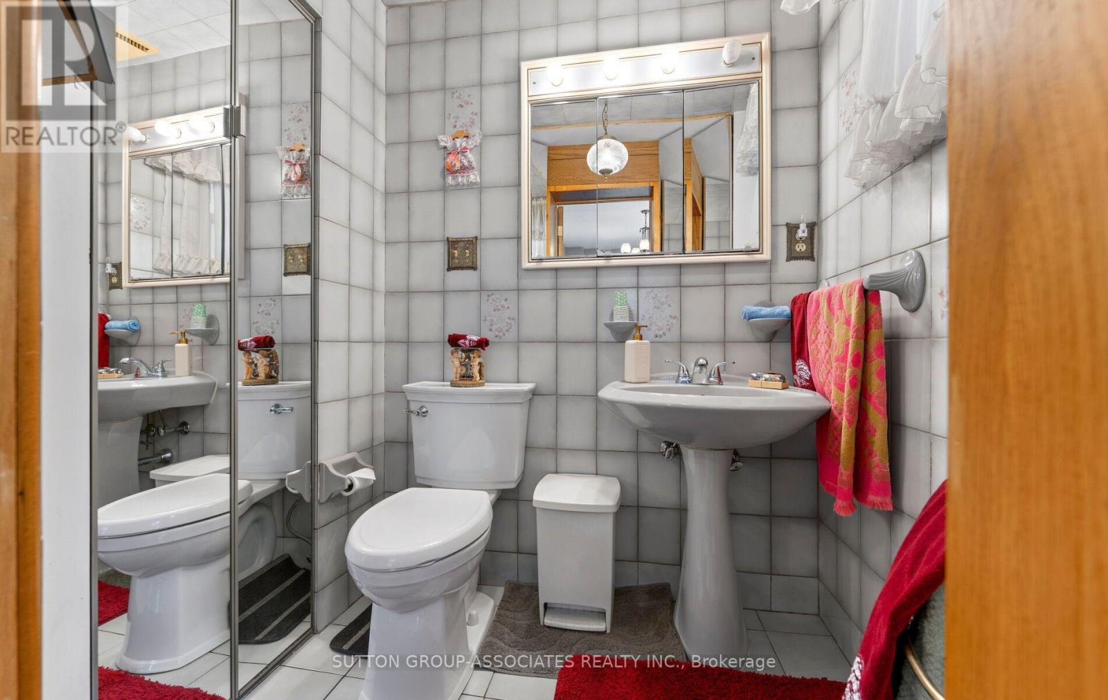 183 GLENHOLME AVENUE - 19