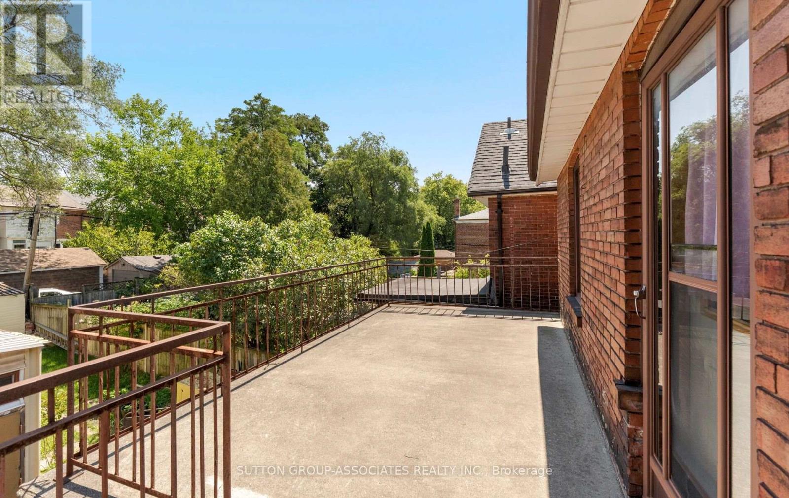 183 GLENHOLME AVENUE - 31