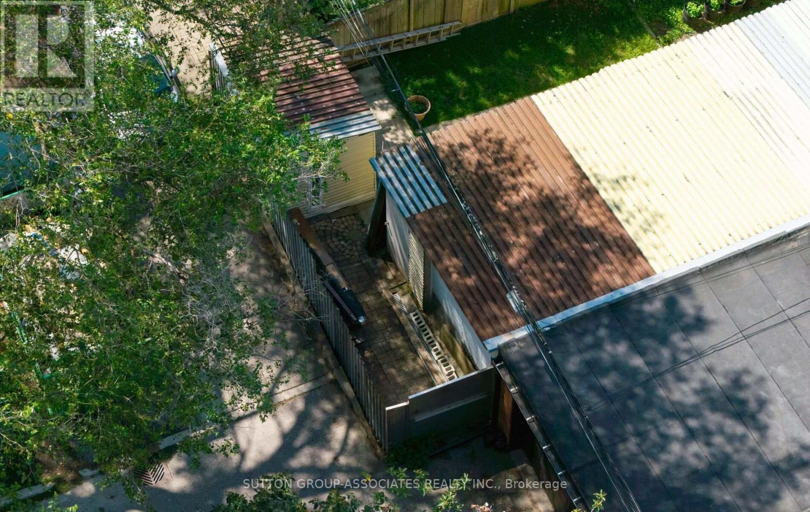 183 GLENHOLME AVENUE - 46