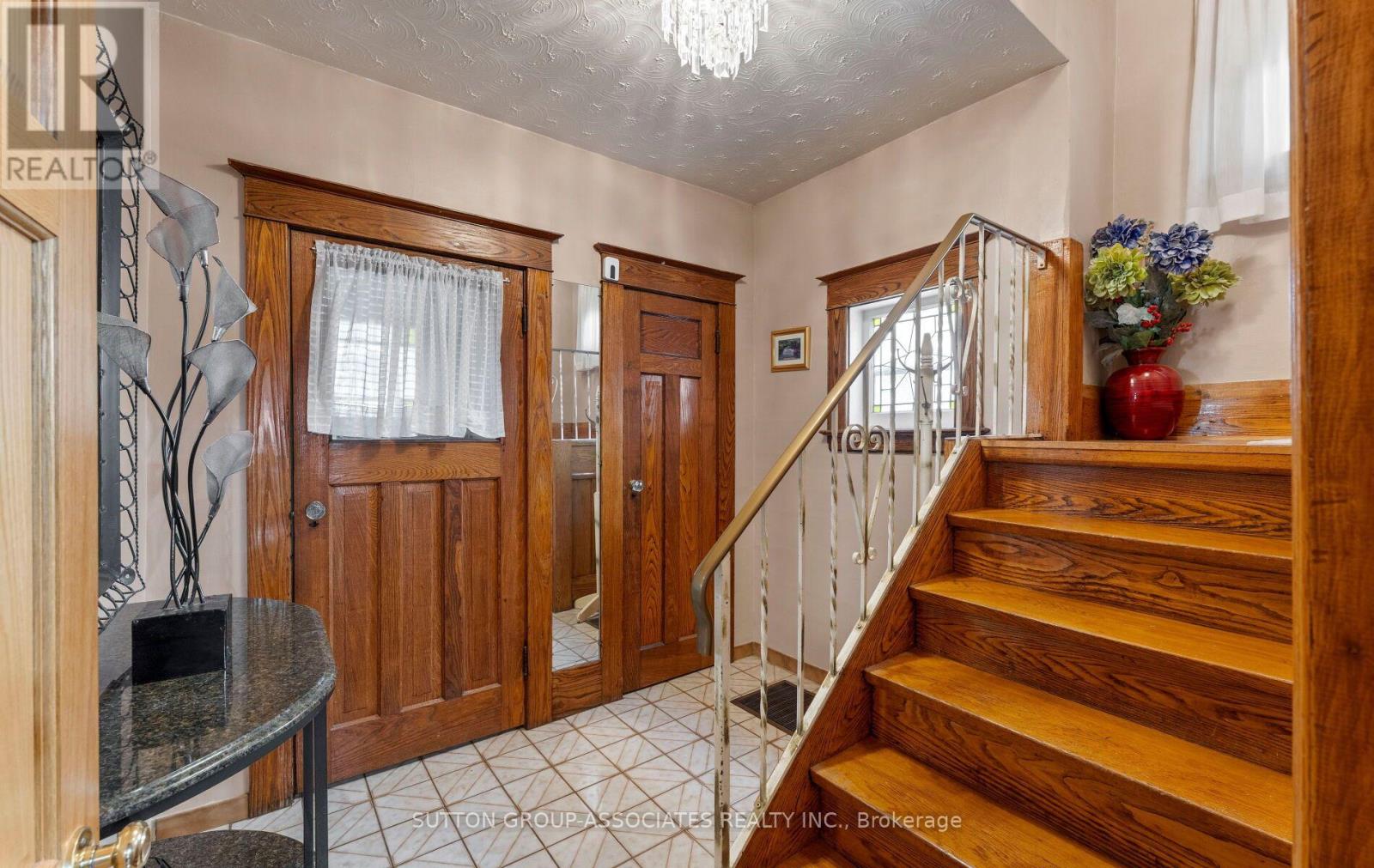 183 GLENHOLME AVENUE - 5