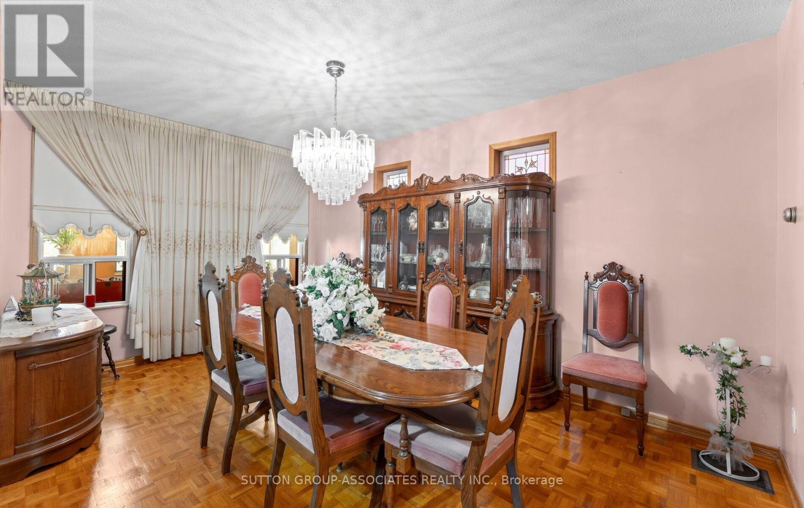 183 GLENHOLME AVENUE - 9