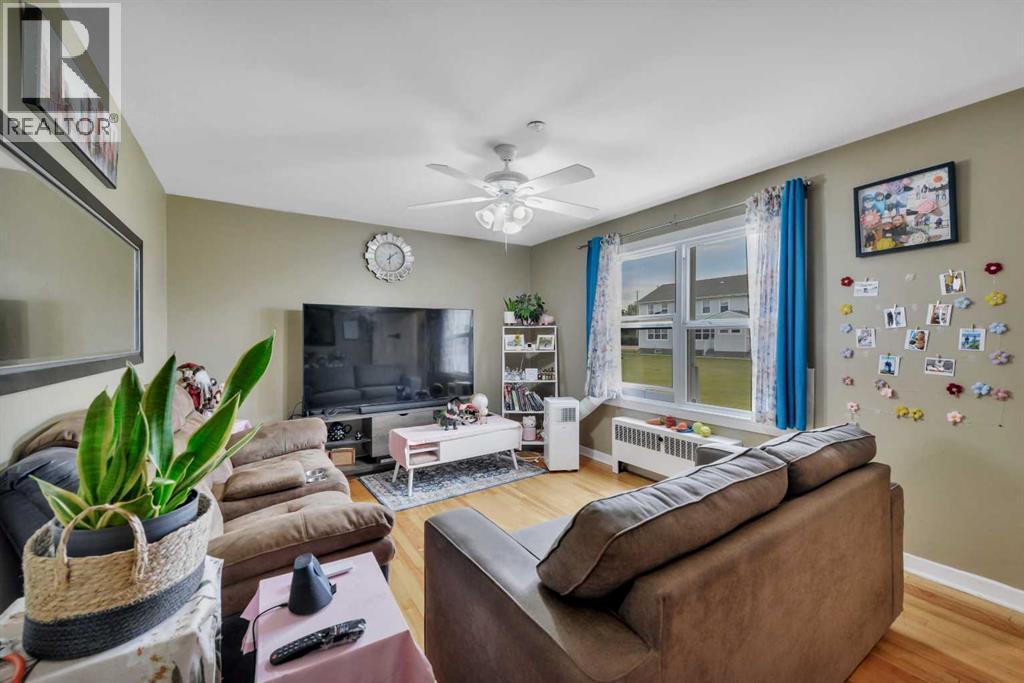 11 Poplar Crescent - Image 5