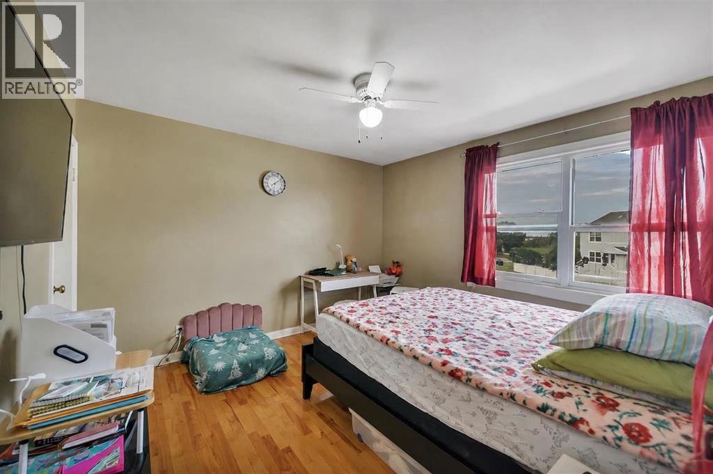 11 Poplar Crescent - Image 13