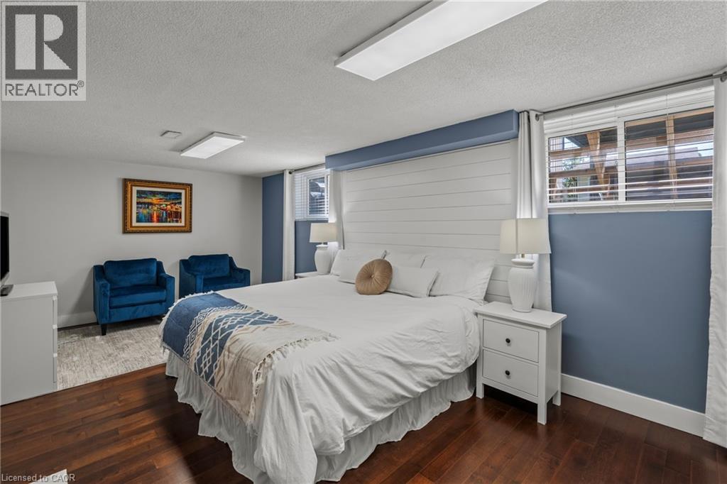 167 BERKINDALE Drive - Image 26