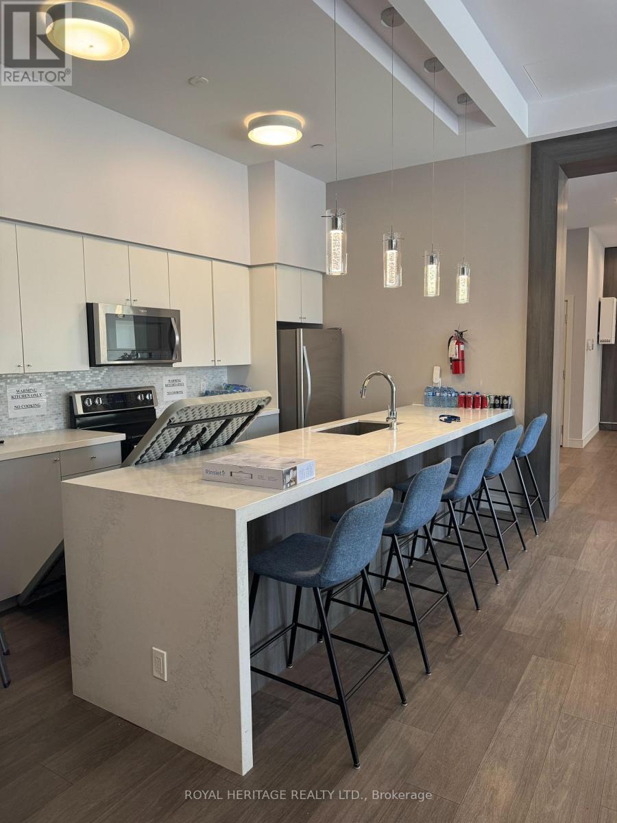 #403 1346 DANFORTH ROAD - 27