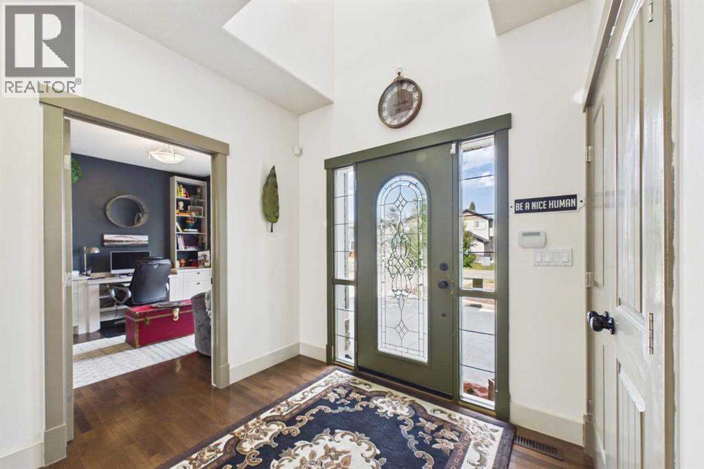 737 Canoe Avenue SW - Image 3