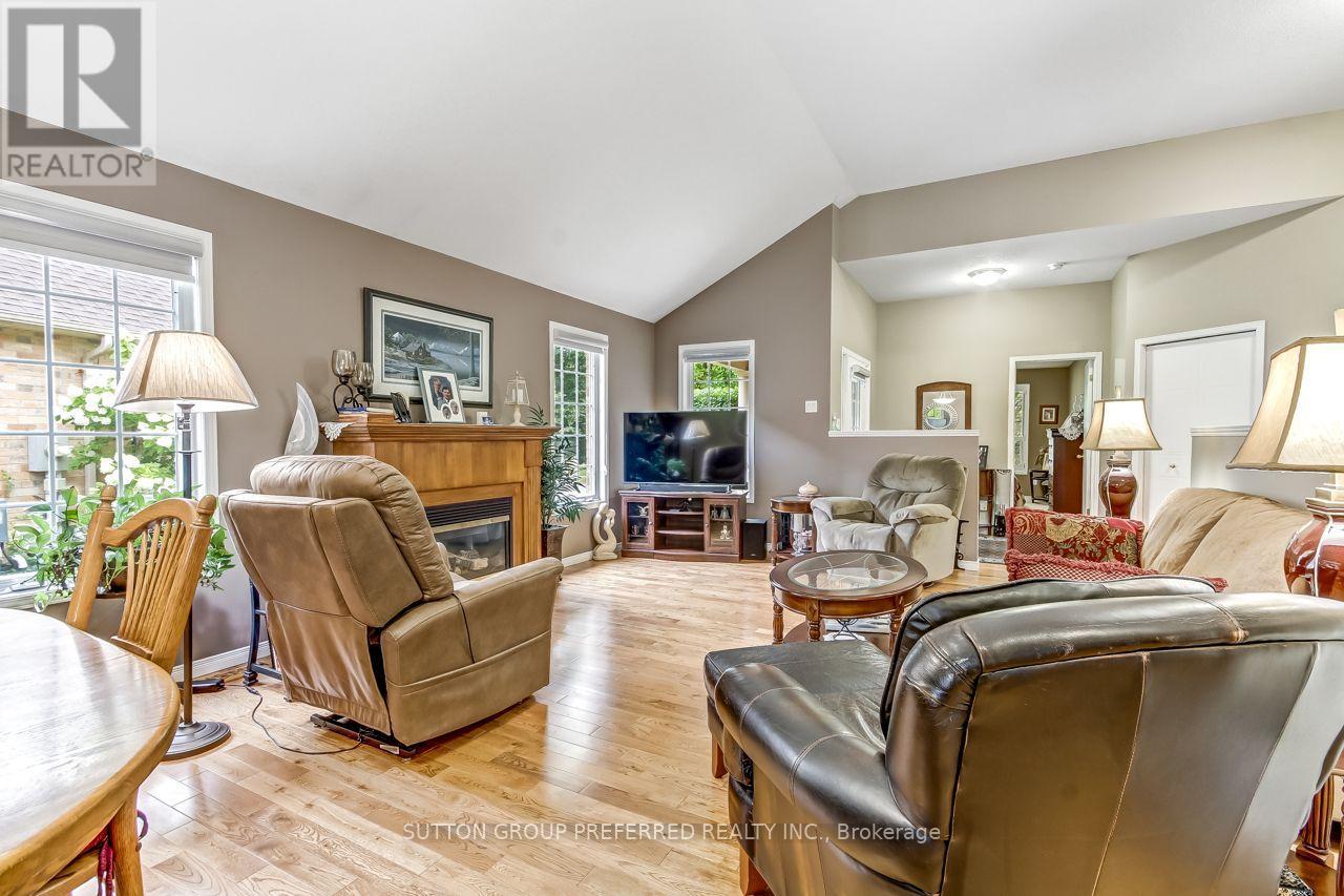 857 SILVERSMITH STREET - 5