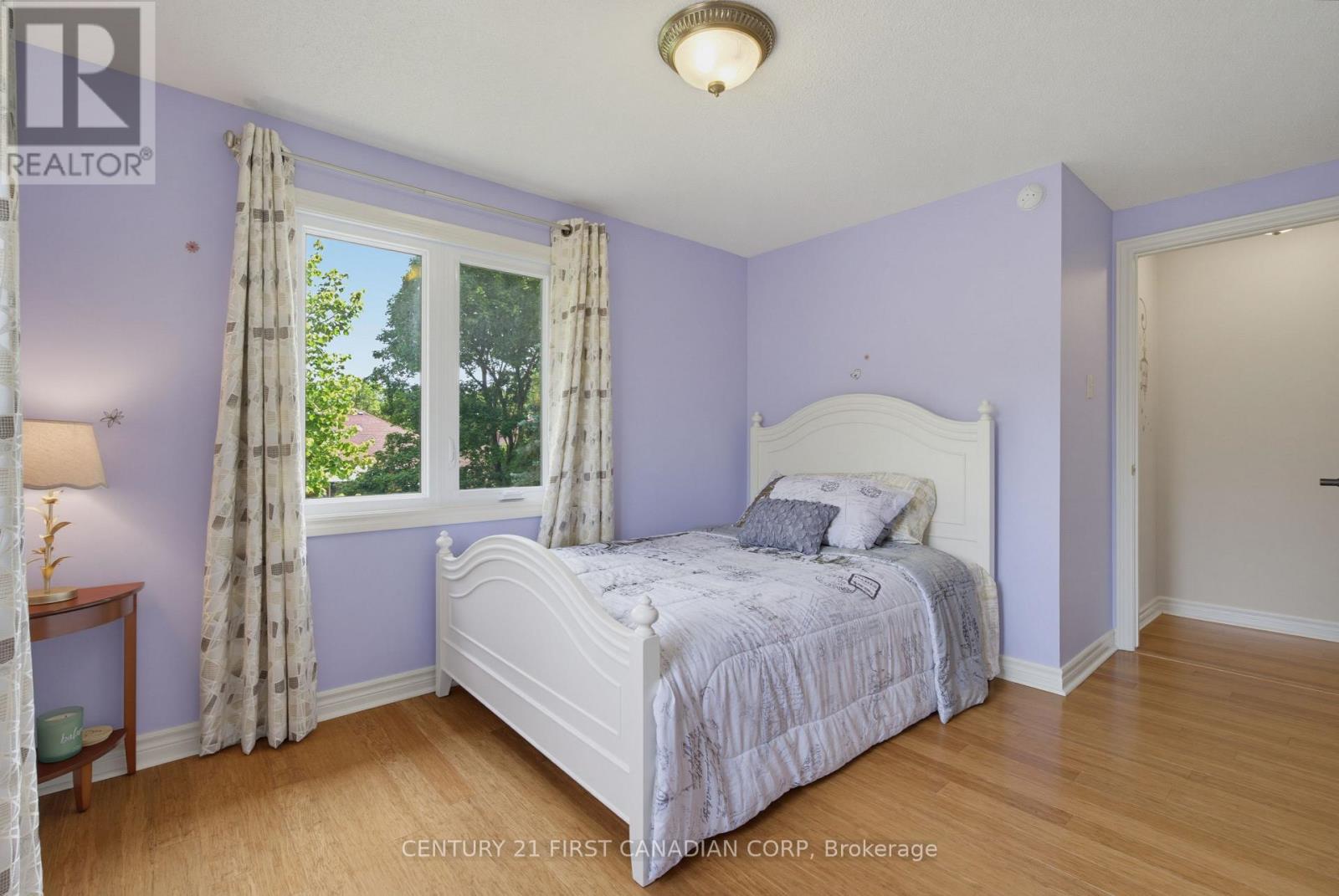 #63 70 SUNNYSIDE DRIVE - Image 27