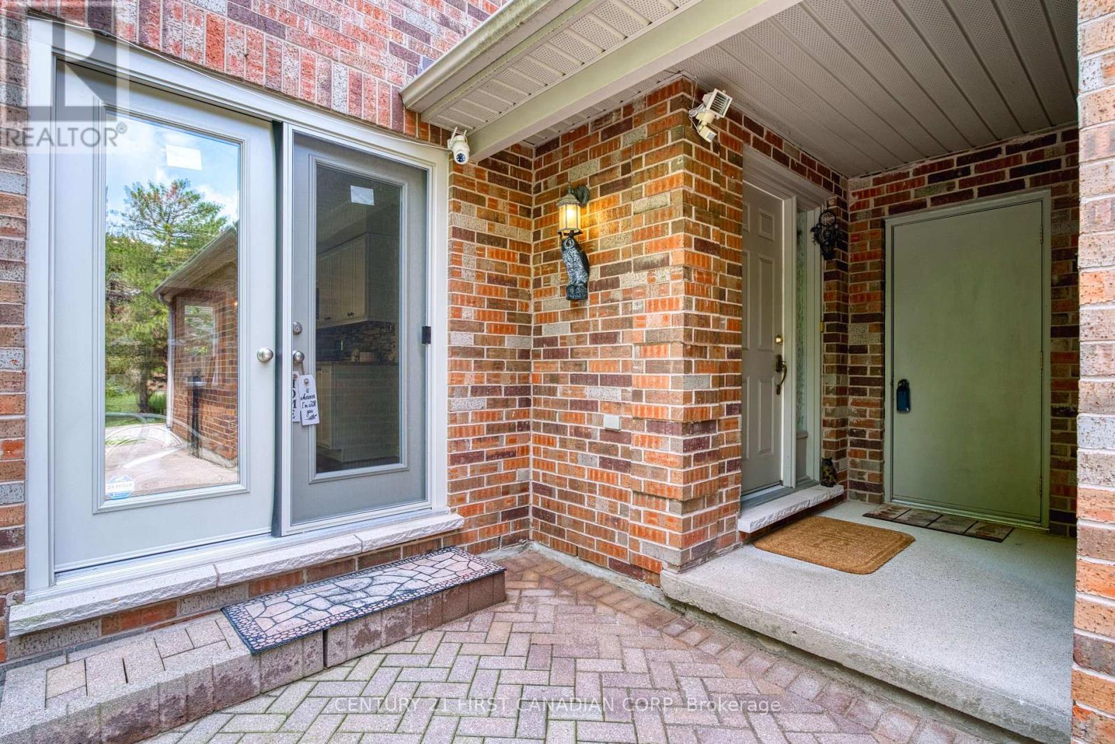 #63 70 SUNNYSIDE DRIVE - Image 4