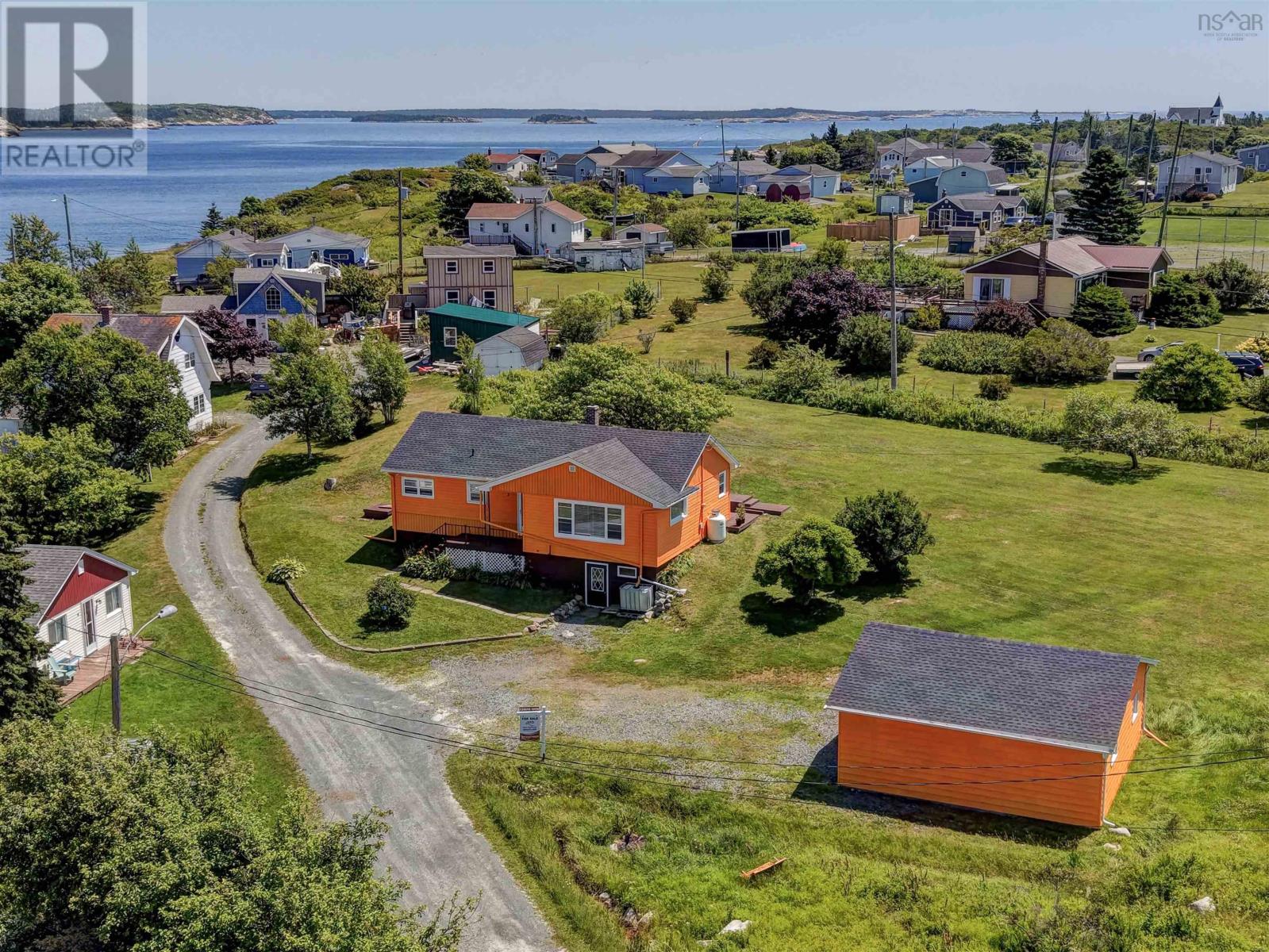 3 Harrie Drive