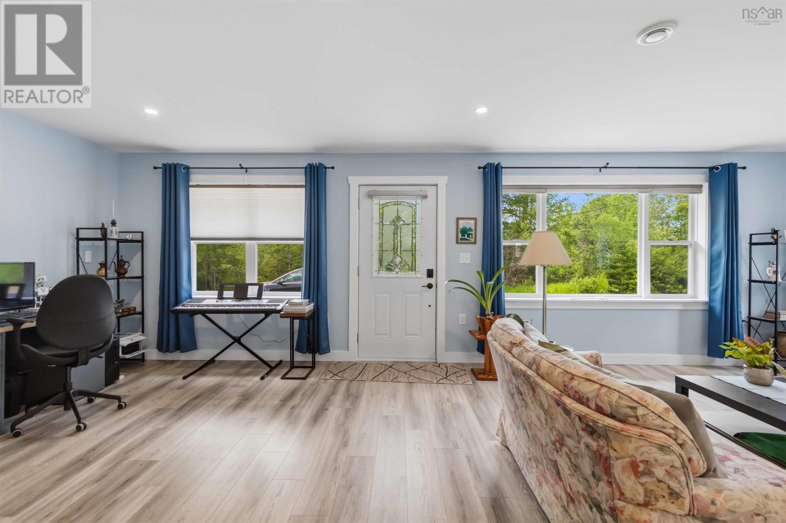 19 Robyn Drive - 7