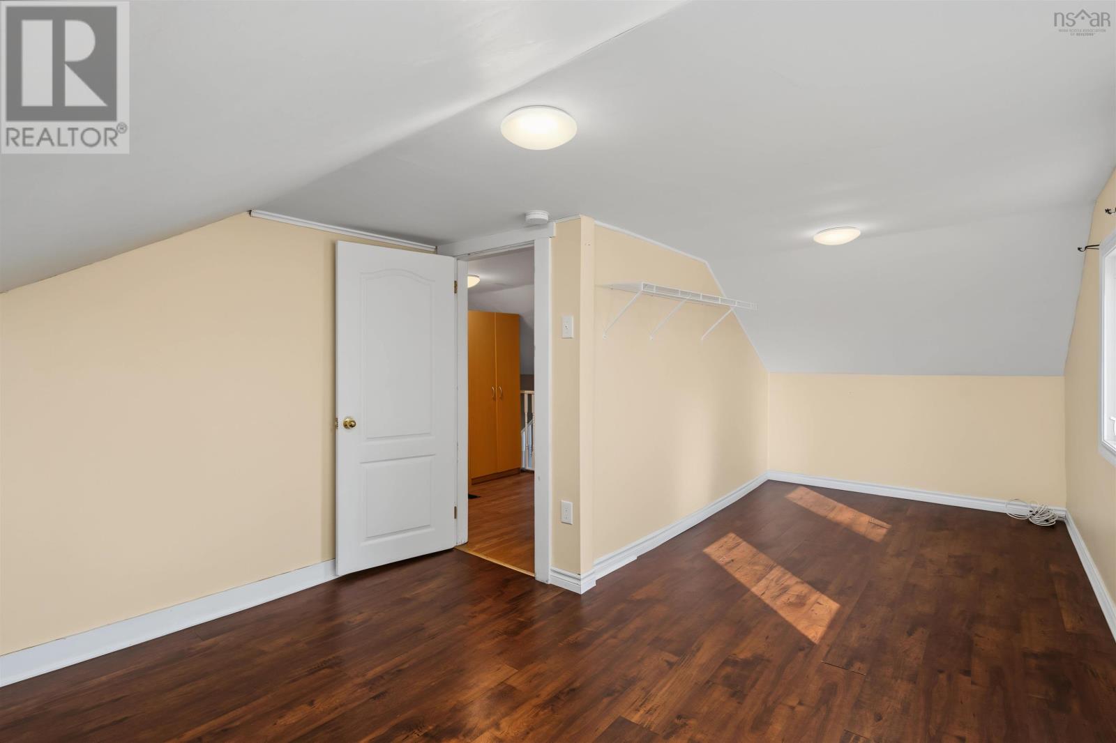 4 Mcpherson Street - 12