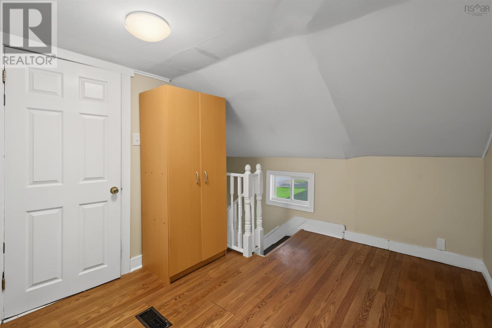 4 Mcpherson Street - 16