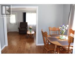 13 Woodland Street thumbnail 11