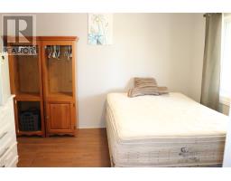 13 Woodland Street thumbnail 14