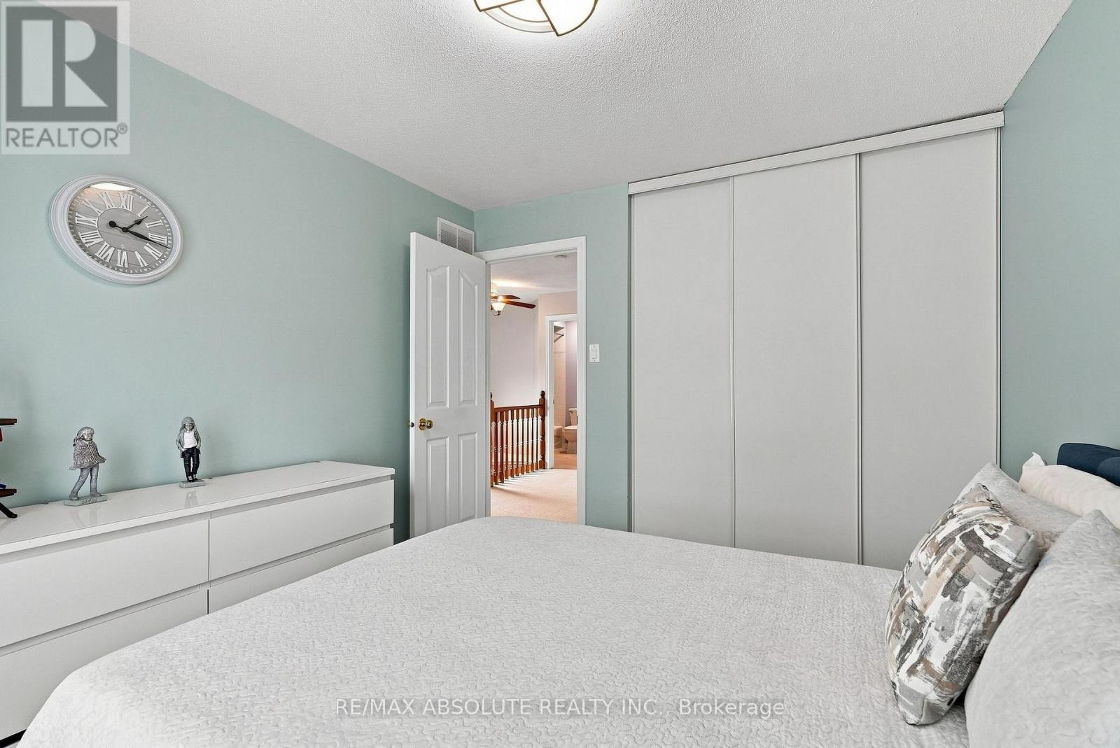 3 Bed, 3 Bath House for Sale in Ottawa – 26 MILNER DOWNS CRESCENT, Ottawa – MLS# X13656528 - Image 33