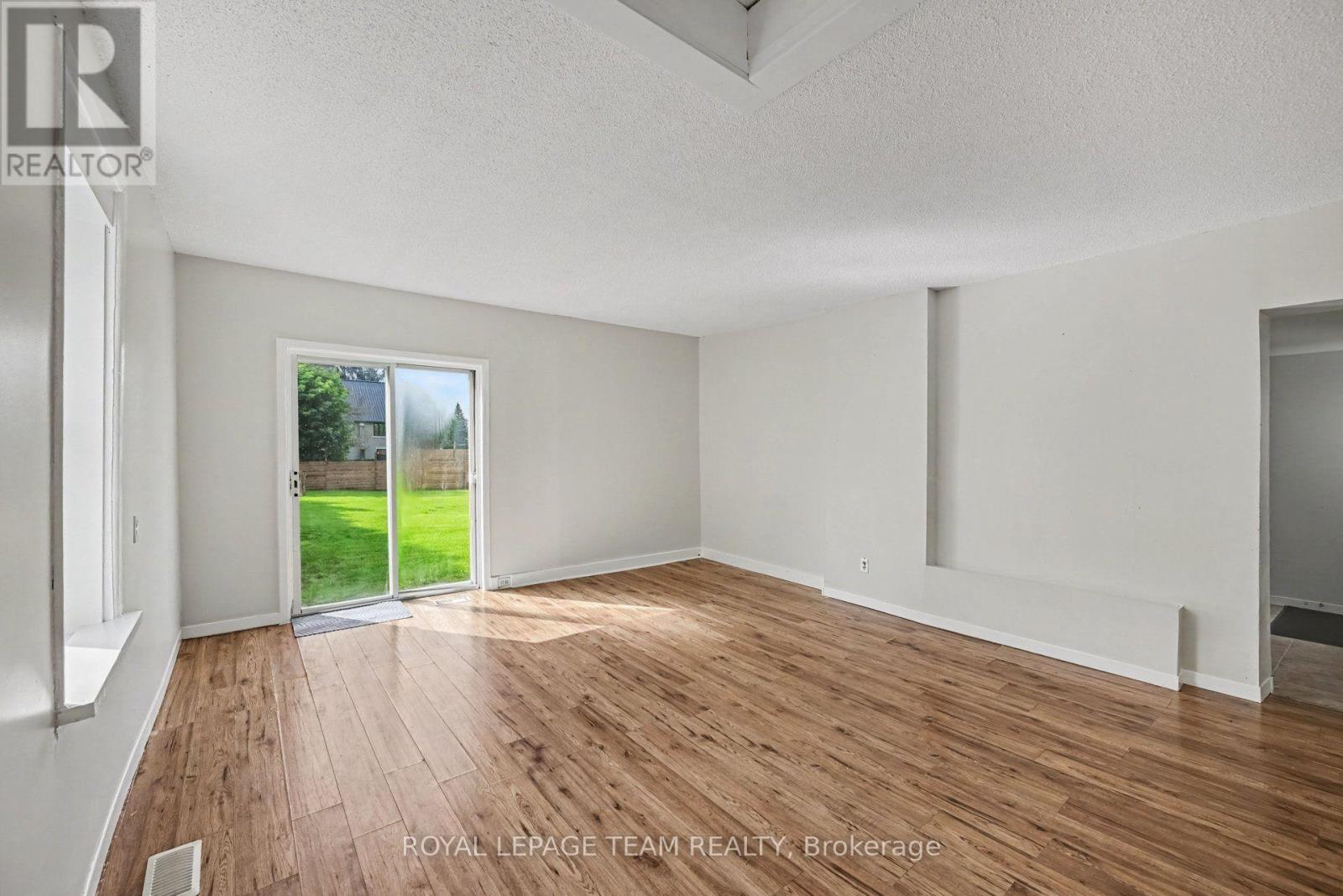 10526 VAN ALLEN ROAD - Image 13